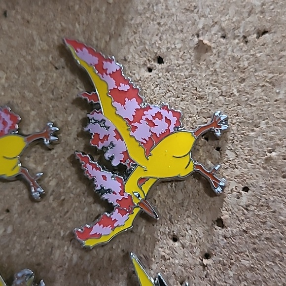 Moltres Pin - Picture 1 of 1